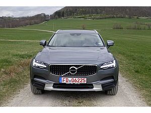 Volvo  Cross Country Pro AWD T5 AHK / Pano/ Rückfah