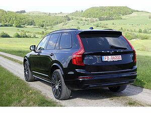 Volvo  R-Design B6 AWD AHK*PGSD*STHZG*HUD*4-C*360*