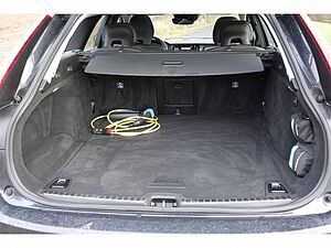 Volvo  Inscription T8 AWD AHK*PGSD*HUD*360°4-C*B&W*