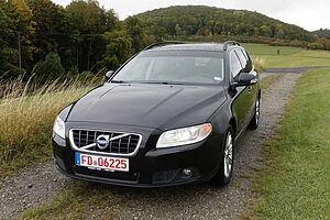 Volvo  D5 Momentum