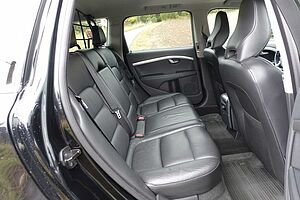 Volvo  D5 Momentum
