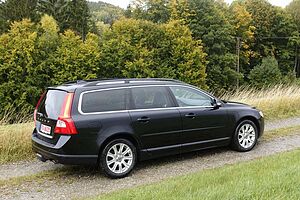 Volvo  D5 Momentum