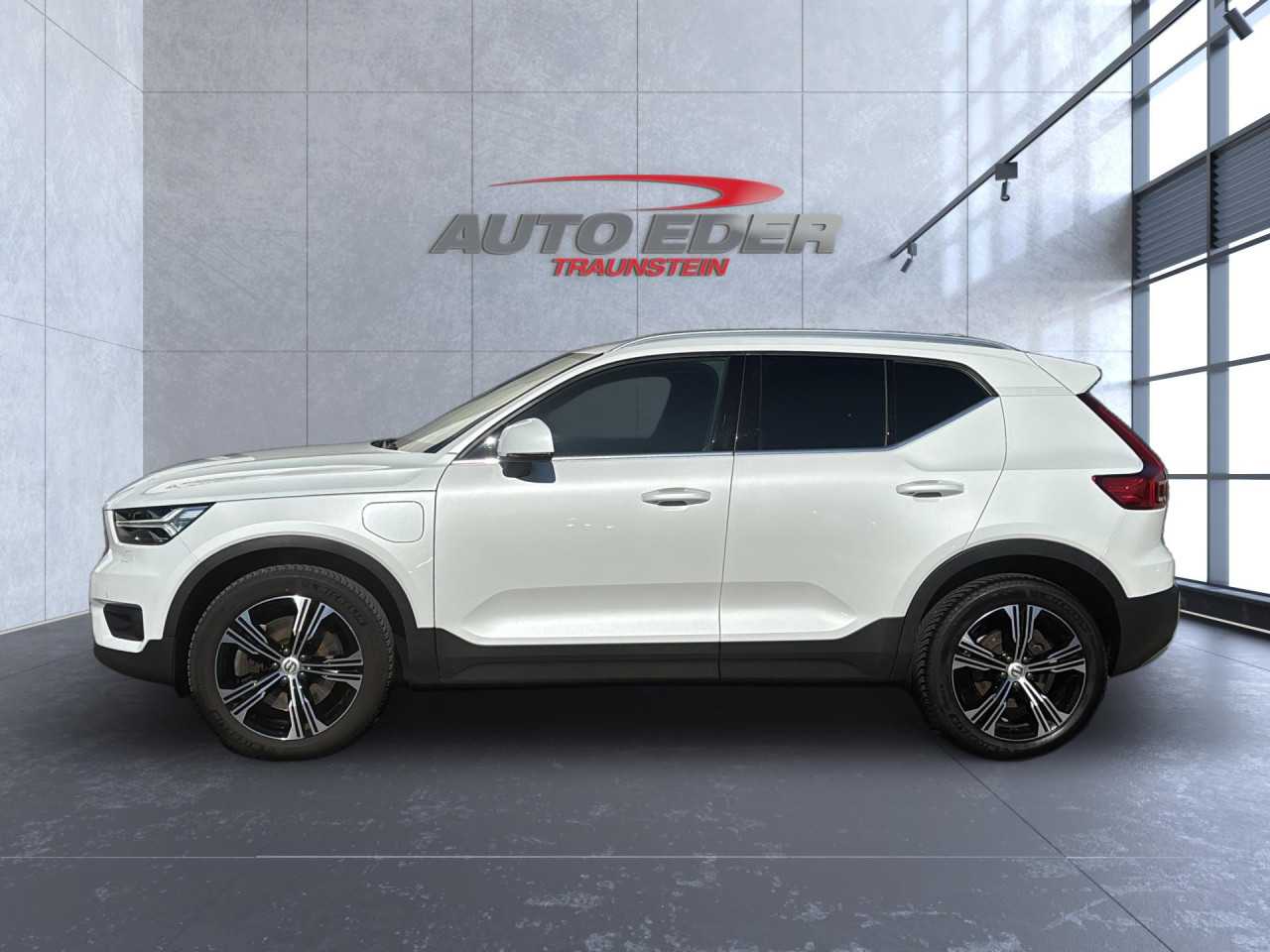 Volvo  XC40 Bluetooth Navi LED Klima Einparkhilfe el. Fenster
