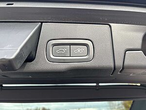 Volvo  XC60 Bluetooth Navi LED Klima Einparkhilfe el. Fenster