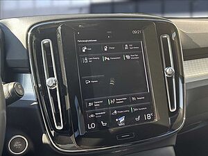 Volvo  XC40 Bluetooth Navi LED Klima Einparkhilfe el. Fenster