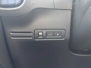 Volvo  XC40 Bluetooth Navi LED Klima Einparkhilfe el. Fenster