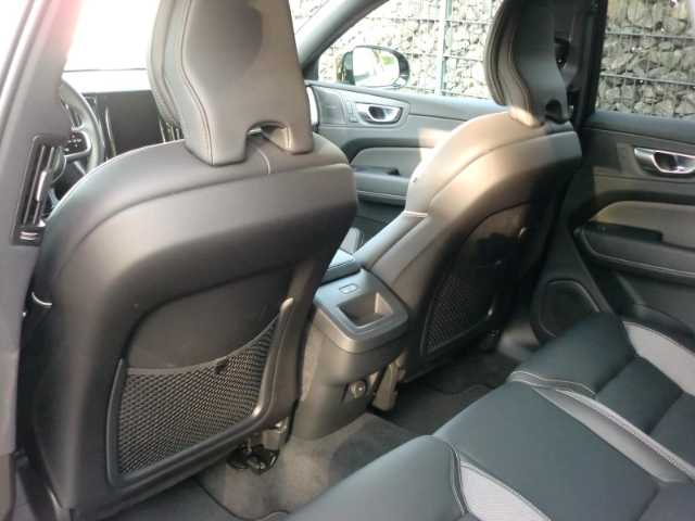 Volvo  2WD B4 Diesel EU6d Plus Dark StandHZG Leder digitales Cockpit Memory Sitze Sound
