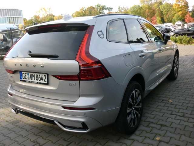 Volvo  2WD B4 Diesel EU6d Plus Dark StandHZG Leder digitales Cockpit Memory Sitze Sound