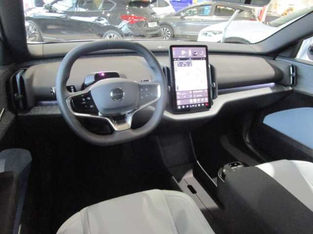 Volvo  AWD Performance Pure Electric Twin Ultra Allrad StandHZG Panorama digitales Cock