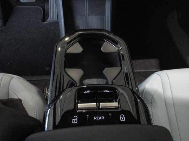 Volvo  AWD Performance Pure Electric Twin Ultra Allrad StandHZG Panorama digitales Cock
