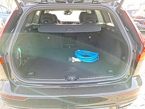Volvo  Kombi R Design Recharge Plug-In Hybrid AWD T6 Twin Engine EU6d Allrad StandHZG N