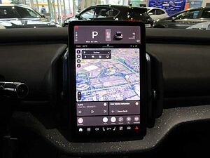 Volvo  AWD Performance Pure Electric Twin Ultra Allrad StandHZG Panorama digitales Cock