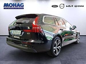 Volvo  Core B3 DCT - 18-Zoll, ACC, Kamera