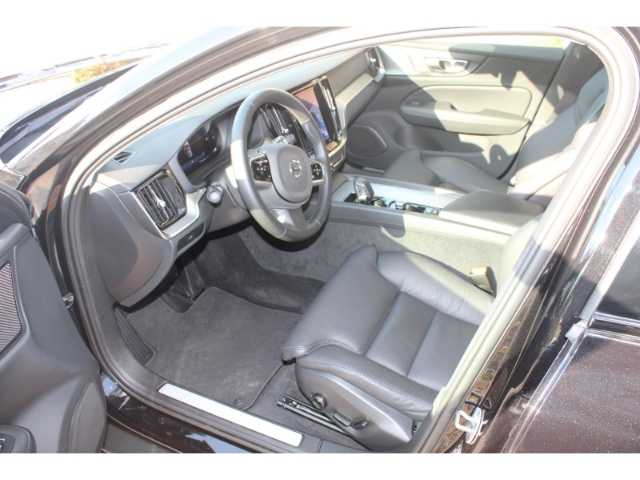 Volvo  CC