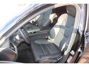 Volvo  CC