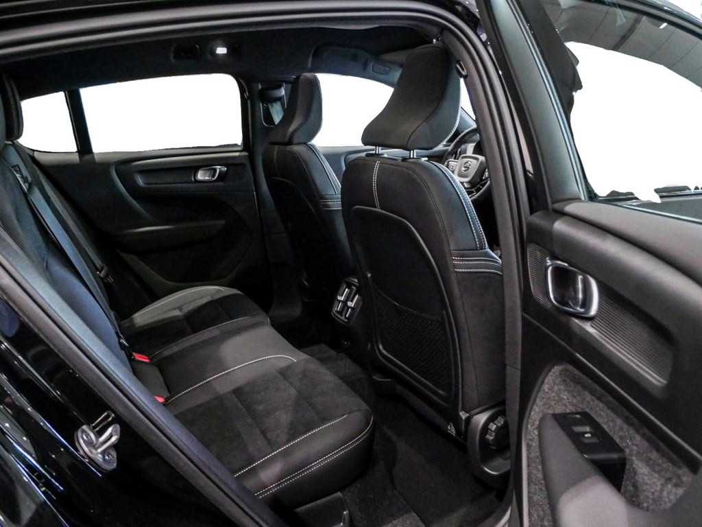 Volvo  Plus Recharge Pure Electric Navi Kam Blis ACC
