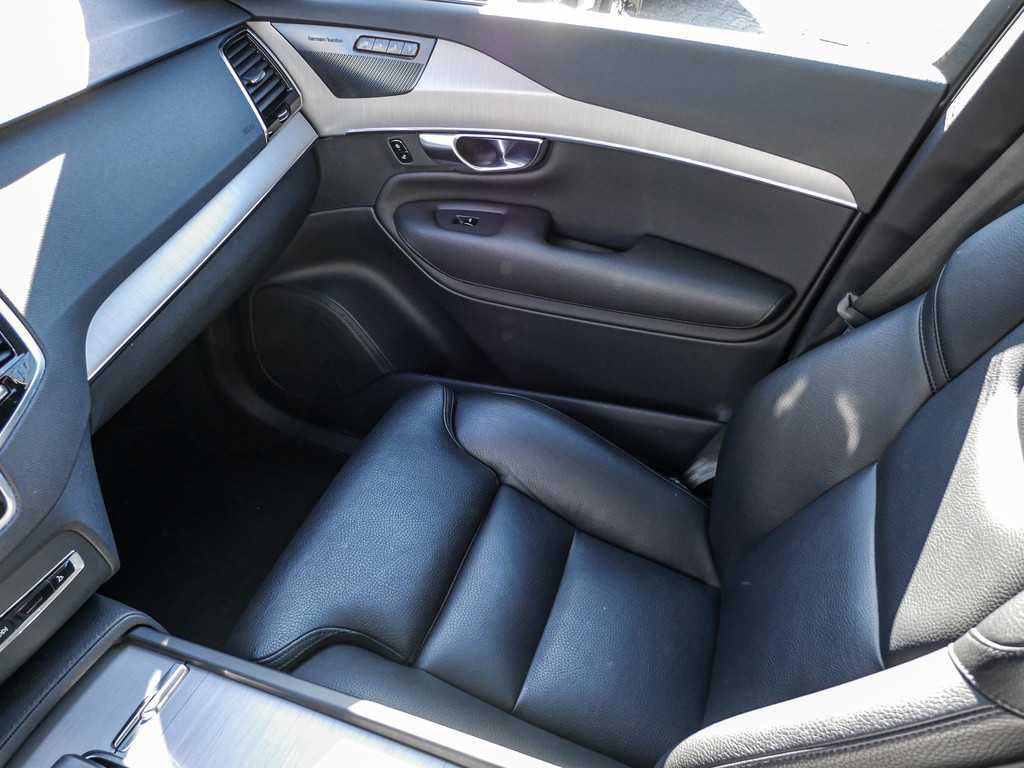 Volvo  T8 Recharge Inscription Expression AWD Pano HUD Luft 360°