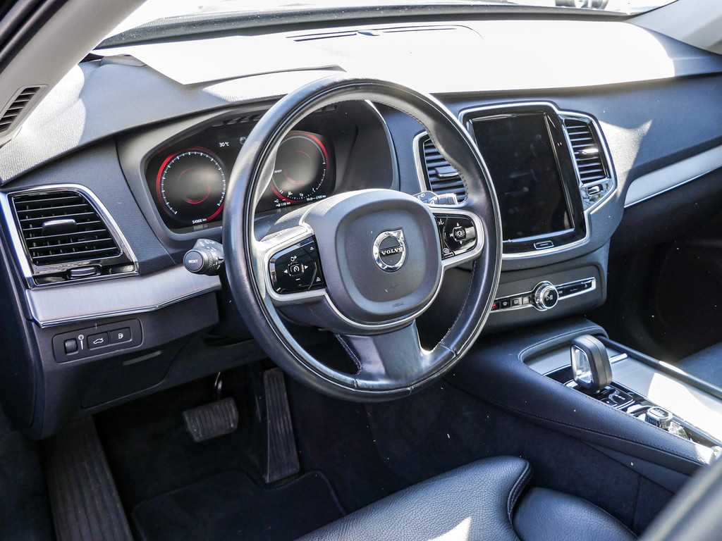 Volvo  T8 Recharge Inscription Expression AWD Pano HUD Luft 360°