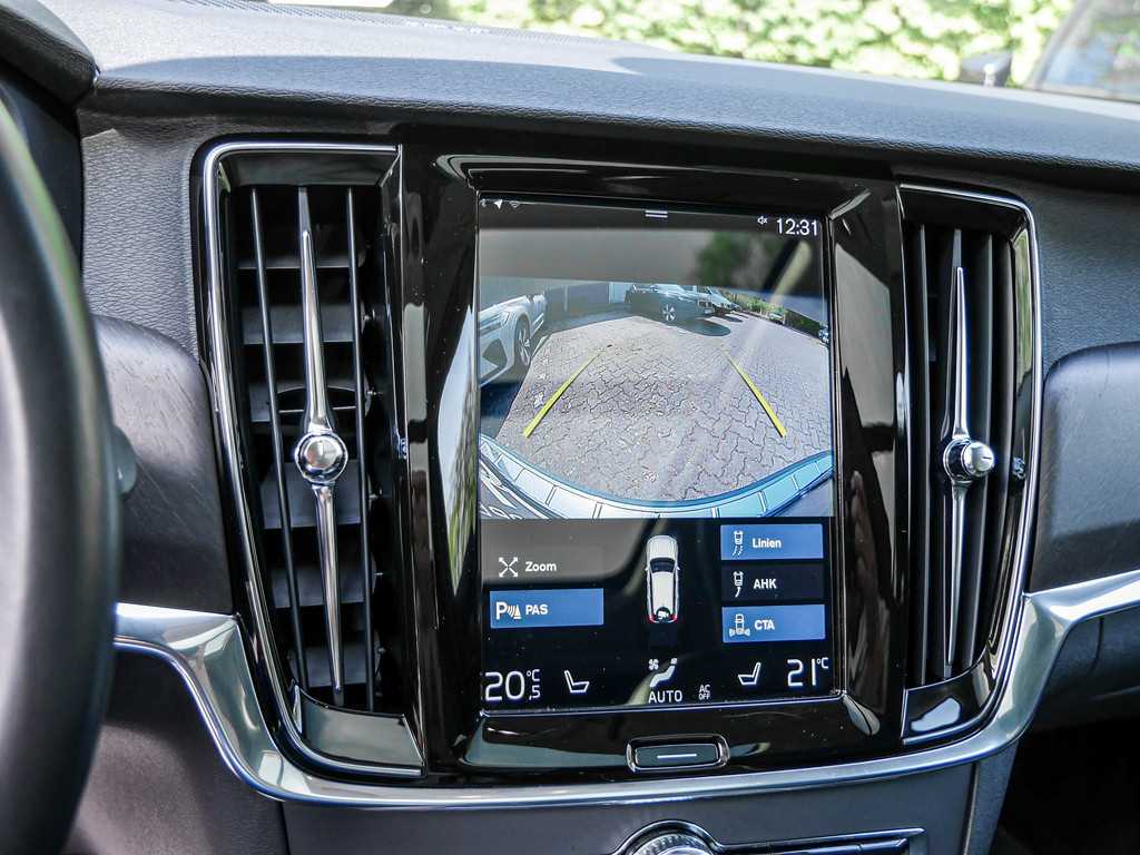 Volvo  Cross Country D5 Pro AWD Stdhzg Kam H-K Pano