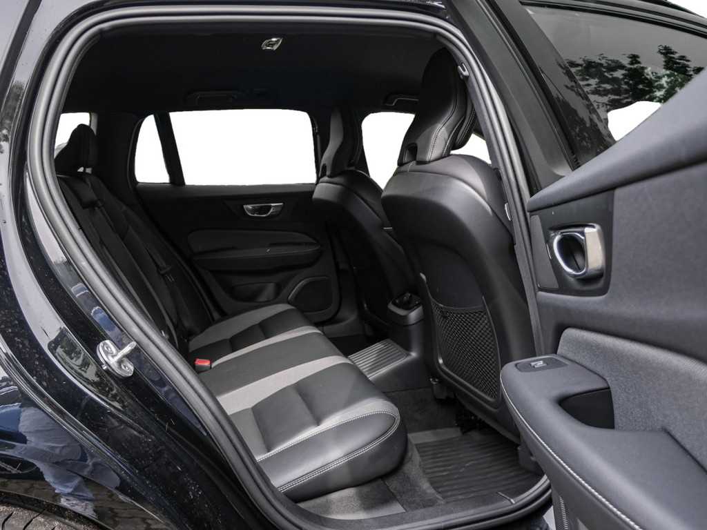 Volvo  T6 AWD R-Design Recharge Plug-In Hybrid