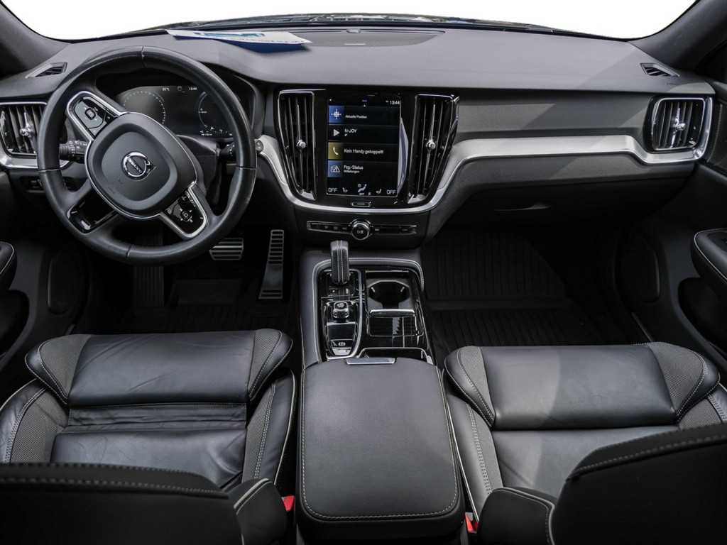 Volvo  T6 AWD R-Design Recharge Plug-In Hybrid