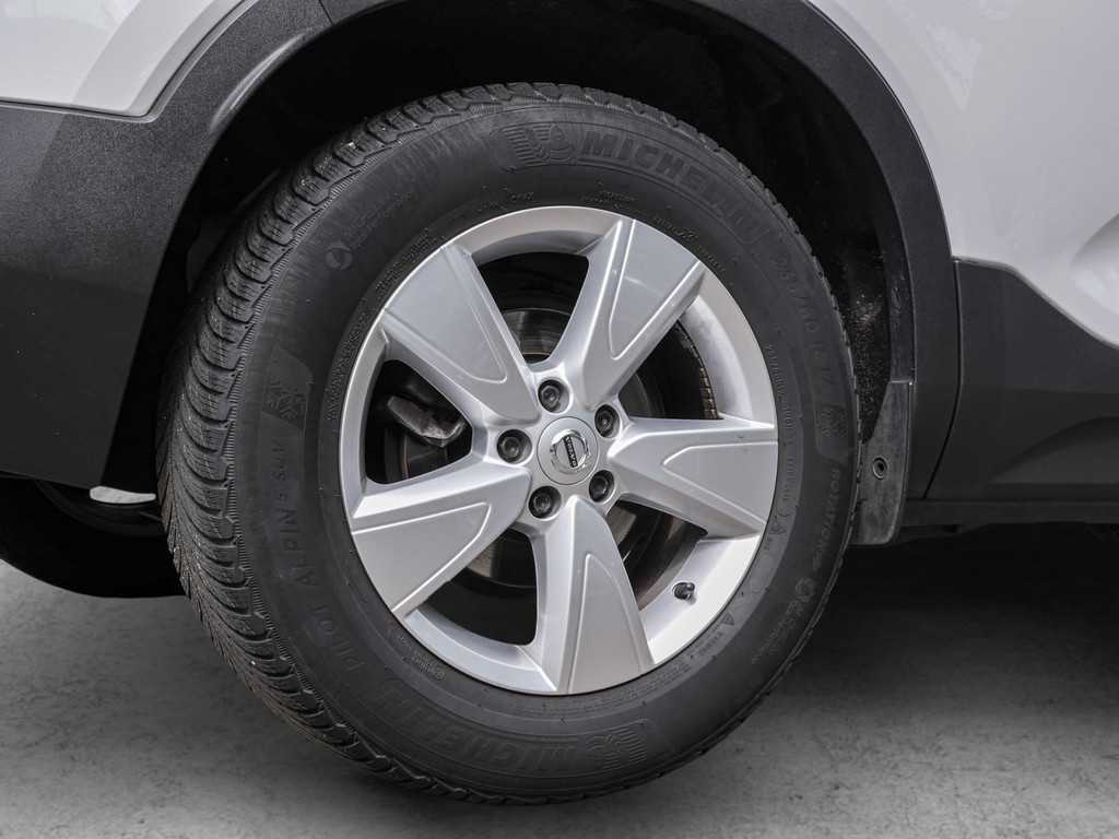 Volvo  T3 Basis Navi SHZ KAM BLIS PDC