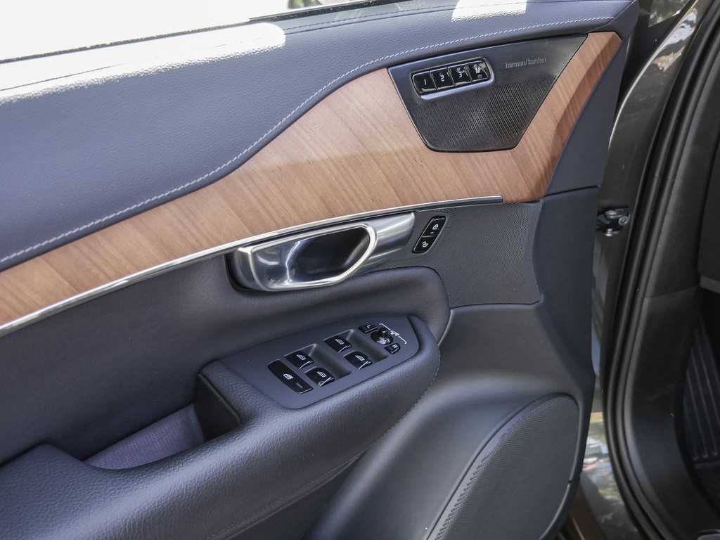 Volvo  B5 Inscription AWD Stdhzg 360° Pano