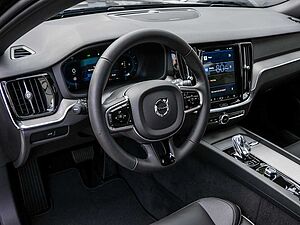 Volvo  B4 Plus Dark ACC Google Stdhzg Kam HK