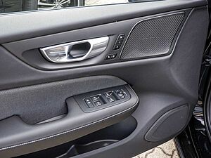 Volvo  B4 Plus Dark ACC Google Stdhzg Kam HK