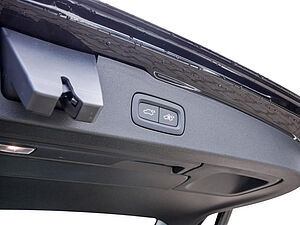Volvo  B4 Plus Dark ACC Google Stdhzg Kam HK