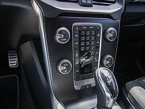 Volvo  T2 R-Design Geartronic LED Navi SHZ