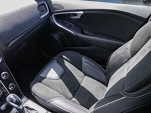 Volvo  T2 R-Design Geartronic LED Navi SHZ
