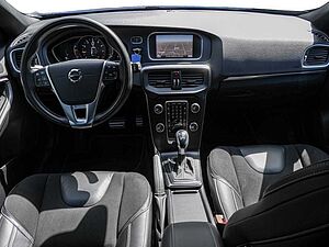Volvo  T2 R-Design Geartronic LED Navi SHZ
