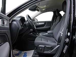 Volvo  T3 Momentum Pro Geartronic Kam SHZ Navi