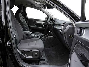 Volvo  T3 Momentum Pro Geartronic Kam SHZ Navi