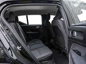 Volvo  T3 Momentum Pro Geartronic Kam SHZ Navi