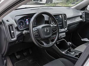Volvo  T3 Basis Navi SHZ KAM BLIS PDC