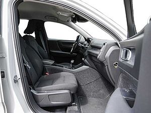 Volvo  T3 Basis Navi SHZ KAM BLIS PDC