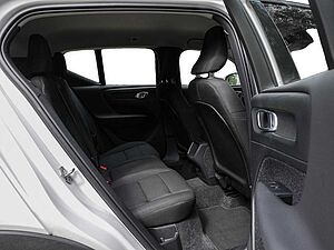 Volvo  T3 Basis Navi SHZ KAM BLIS PDC