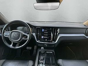 Volvo  R-Design Recharge Plug-In Hybrid AWD T8 Twin Engine EU6d