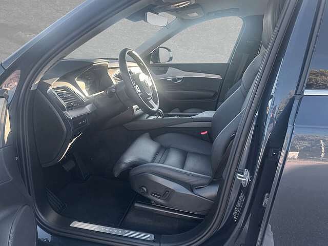 Volvo  T8 AWD Core Automatik 7-Sitzer  ACC BLIS