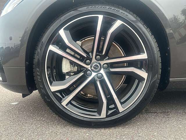 Volvo  T8 AWD Recharge Plus Dark ACC BLIS SD