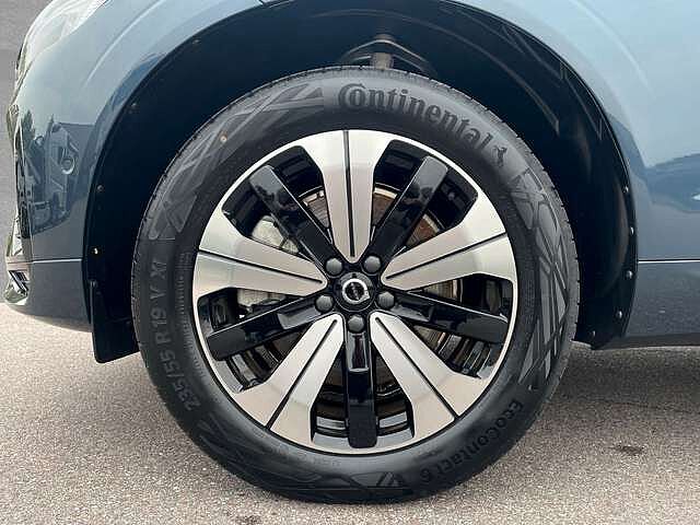 Volvo  T6 AWD Plug-in Hybrid Plus Dark AHK ACC SD