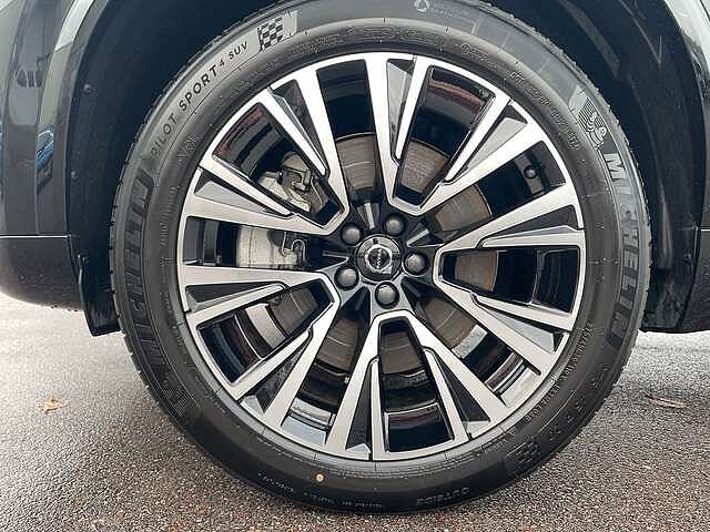 Volvo  T8 AWD Core Automatik 7-Sitzer  ACC BLIS