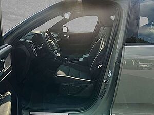 Volvo  Recharge Single Core LED