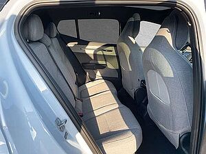 Volvo  Ultra Single Motor Extended Range ACC BLIS