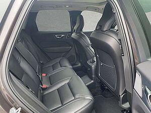 Volvo  T6 Plug-in Hybrid AWD Ultra Dark AHK