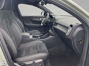 Volvo  Recharge Pure Electric Plus Single Motor ACC