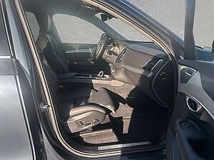 Volvo  T8 AWD Core Automatik 7-Sitzer  ACC BLIS