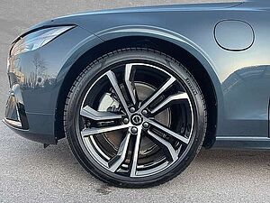 Volvo  T8 AWD Recharge Plus Dark ACC BLIS SD